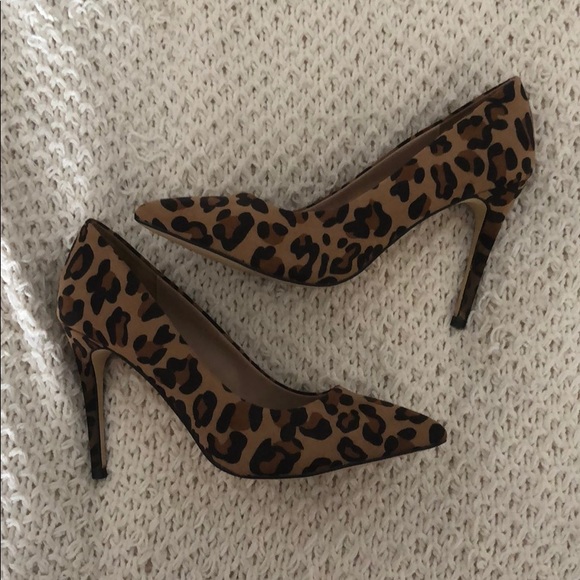 Leopard print high heels - Picture 2 of 4